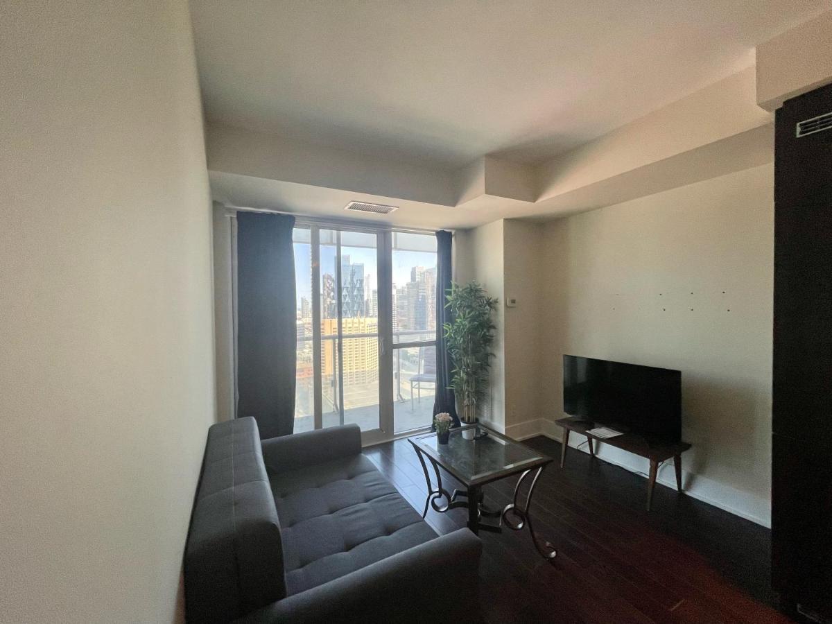 تورونتو Two Br Two Ba Condo Face To Cn Tower Step To Rogers Centre المظهر الخارجي الصورة